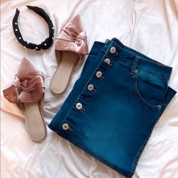 spring sunflowers denim skirt // Sold Out - Picture 6 of 6